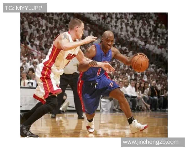 03年NBA季后赛魔术与活塞的激烈对决回顾与分析