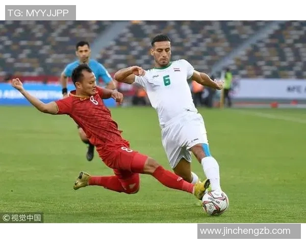 沙特与泰国在12强赛中激烈对决谁能赢得关键胜利晋级希望更大